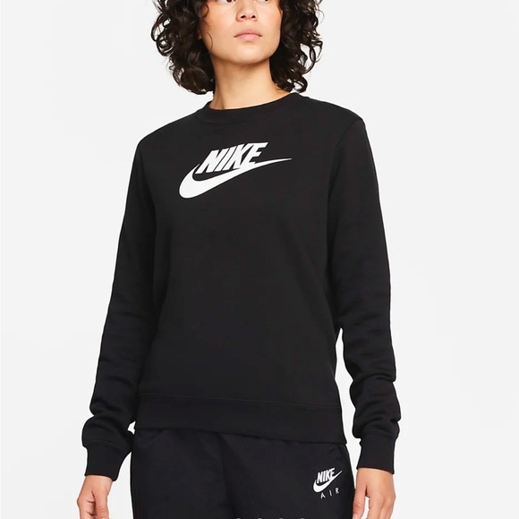 Nike Sportswear Club Fleece Women's Logo Crew-Neck Sweatshirt medium - Picture 1 of 7